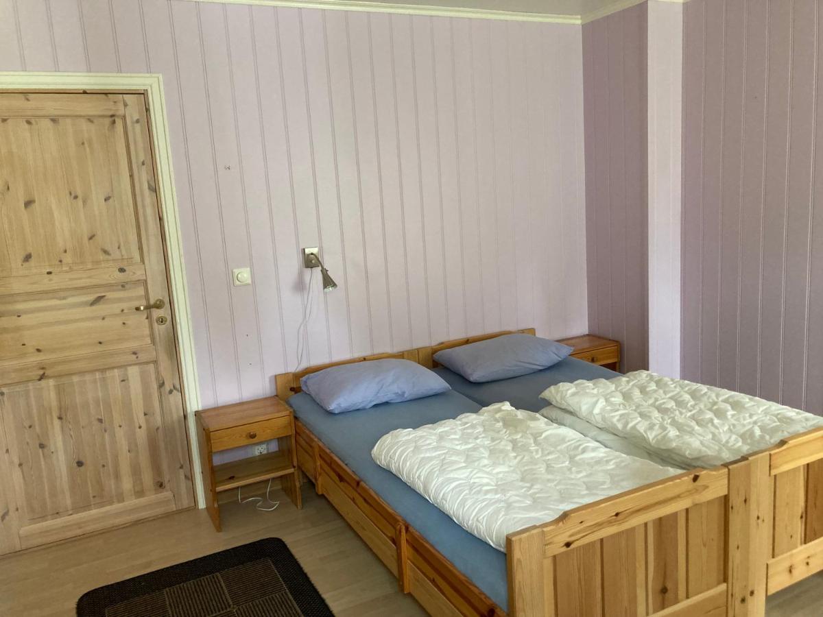 Roste Hyttetun Og Camping Os (Hedmark) Zewnętrze zdjęcie