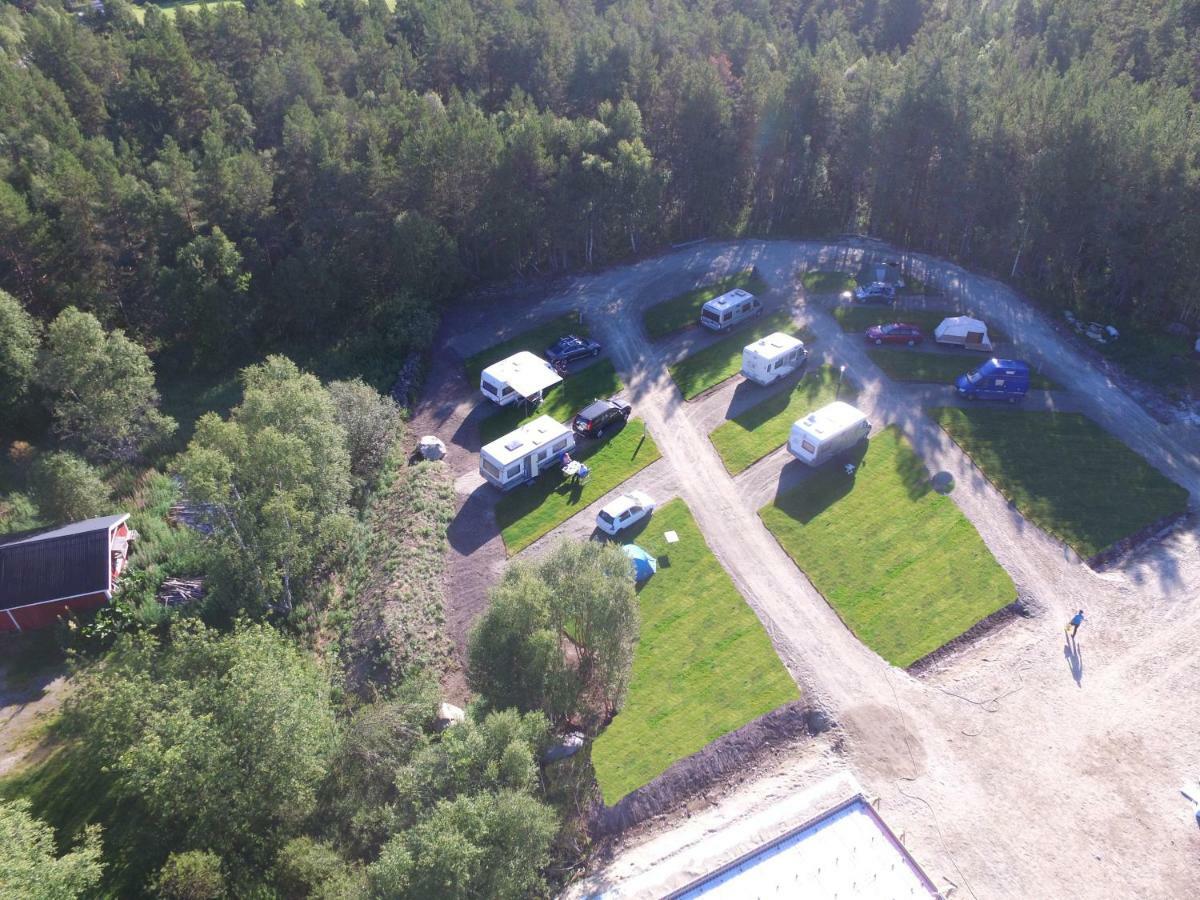 Roste Hyttetun Og Camping Os (Hedmark) Zewnętrze zdjęcie